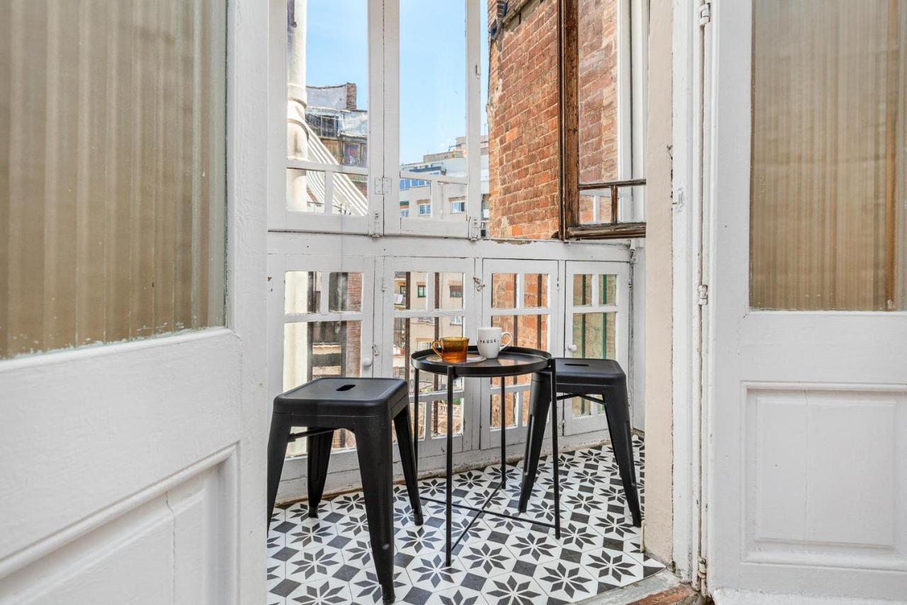 Апартаменты Fridays Flats Retro Chic In Poble Sec Барселона Экстерьер фото