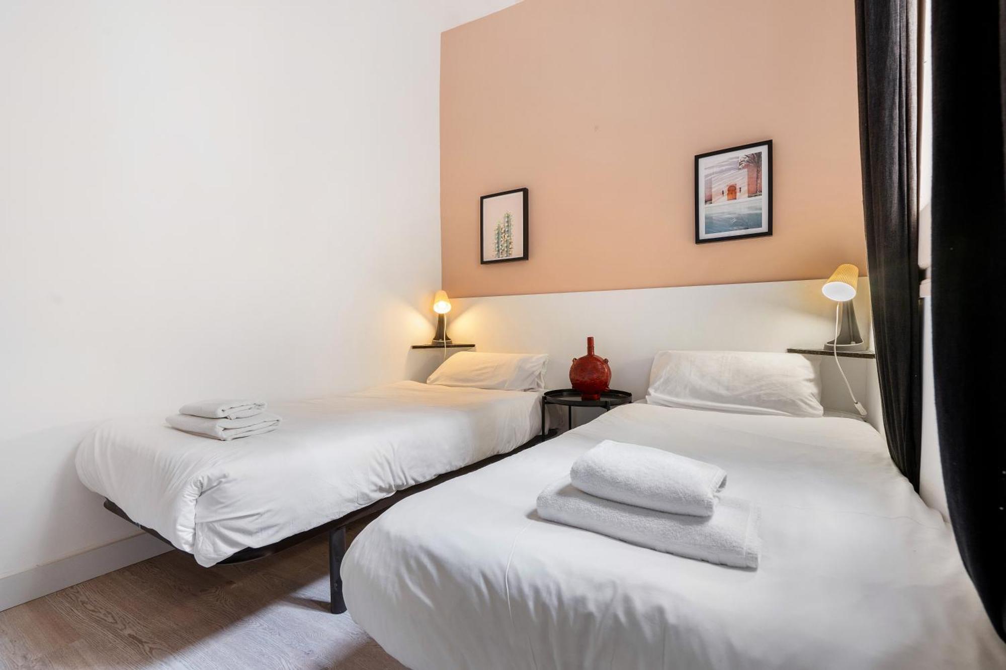 Апартаменты Fridays Flats Retro Chic In Poble Sec Барселона Экстерьер фото